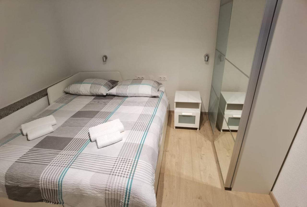 Apartman Bura Lägenhet Posedarje Exteriör bild