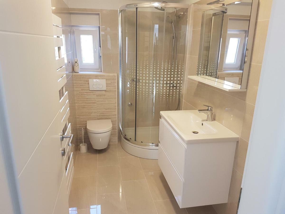 Apartman Bura Lägenhet Posedarje Exteriör bild